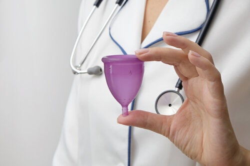 Lo que debes saber de la copa menstrual
