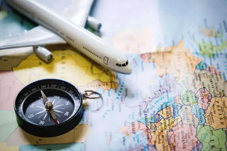 Viajar en avión con silla de ruedas: claves y recomendaciones