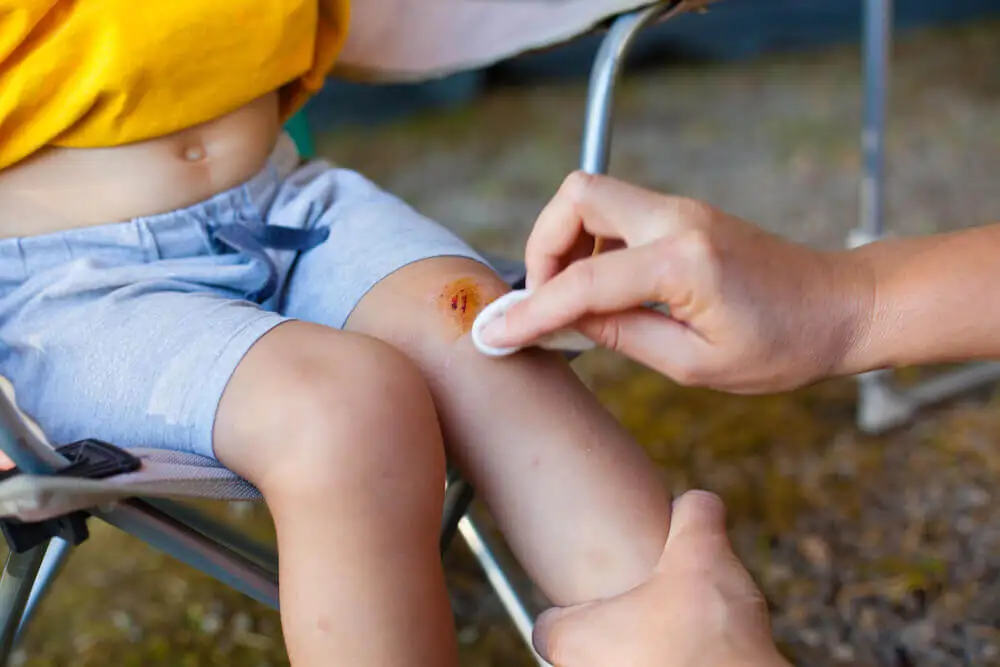 Suero fisiológico para limpiar heridas
