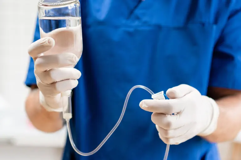 ¿Para qué sirve el suero fisiológico?