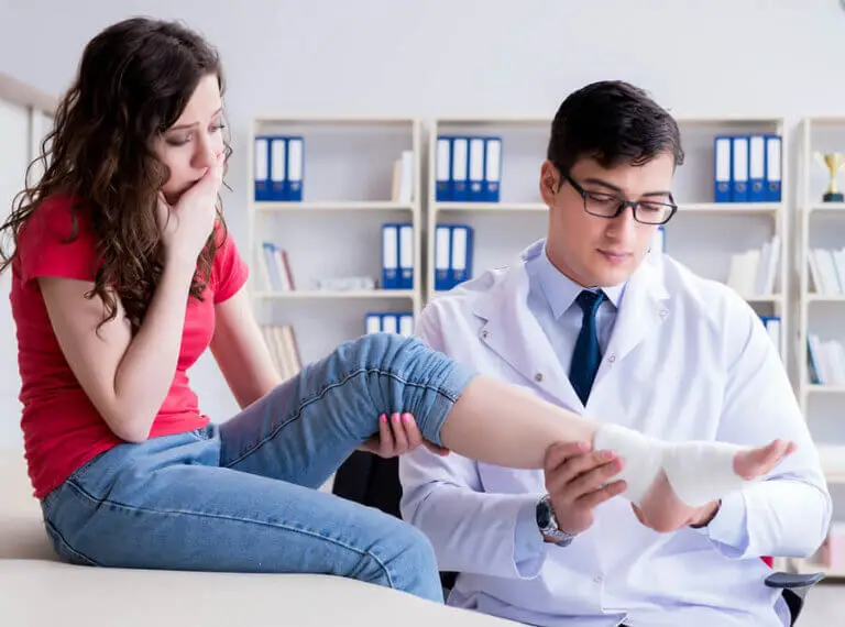 Fractura o esguince: ¿cuál es la diferencia?