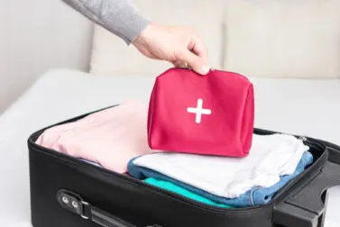 Cómo hacer un botiquín de viaje
