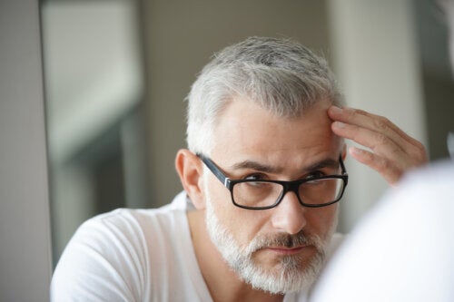 ¿Por qué nos salen canas si estamos estresados?