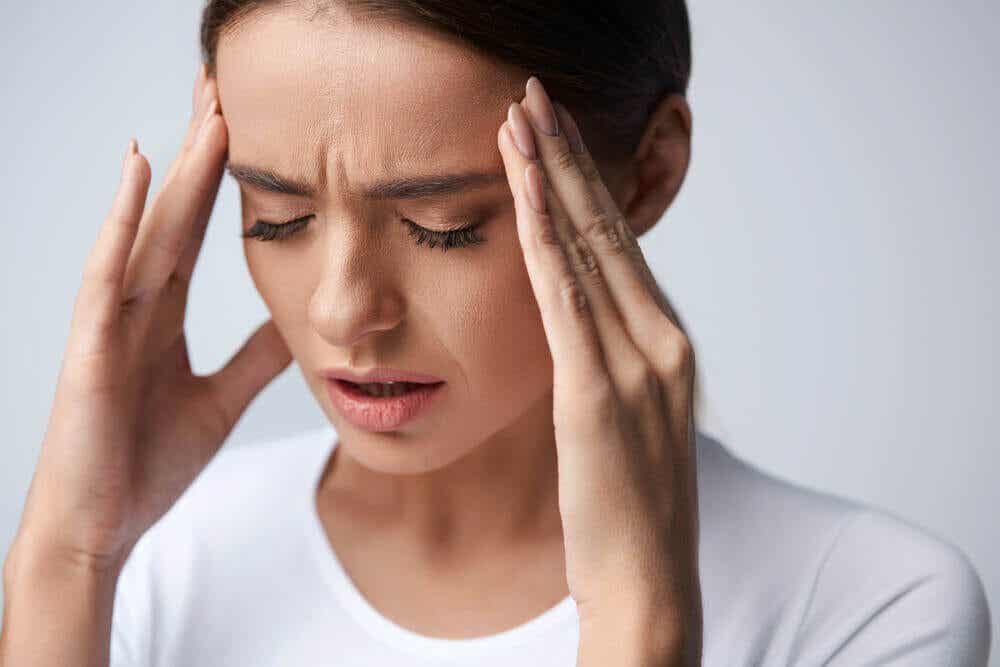 ¿Qué síntomas producen las migrañas oculares?