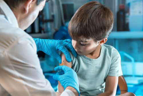 vacuna hepatitis en niños