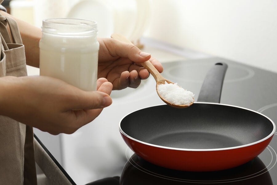 Beneficios del aceite de coco para cocinar
