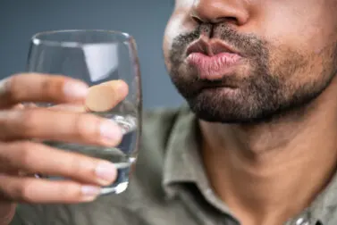 Gárgaras: ¿cuándo y cómo son efectivos (y cuándo no)?