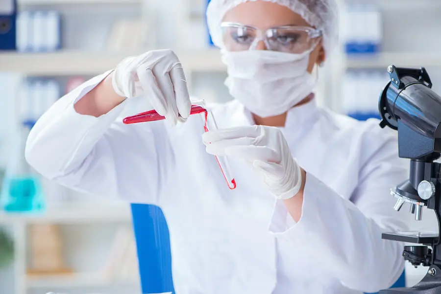 Uso de la sangre de pacientes curados de coronavirus en estudio