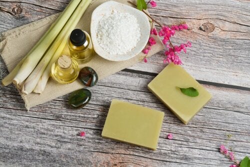 Beneficios del aceite esencial de citronela respaldados por la ciencia