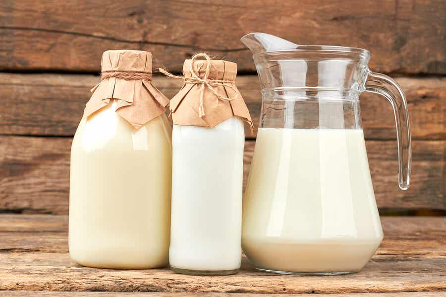Consumir lácteos enteros, sin azúcar