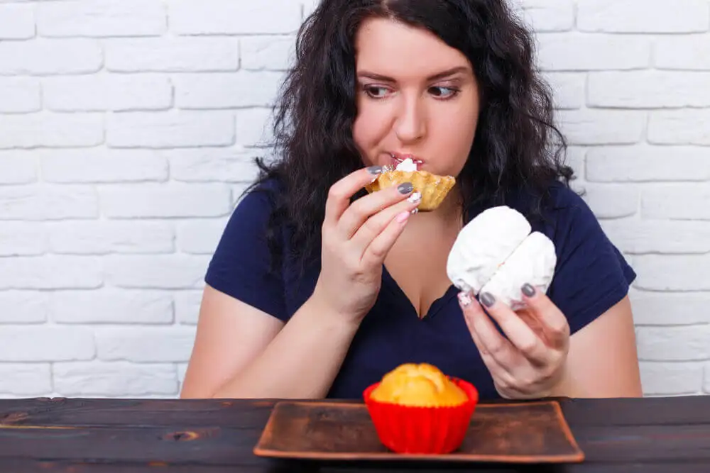 ¿Qué son los atracones de comida?