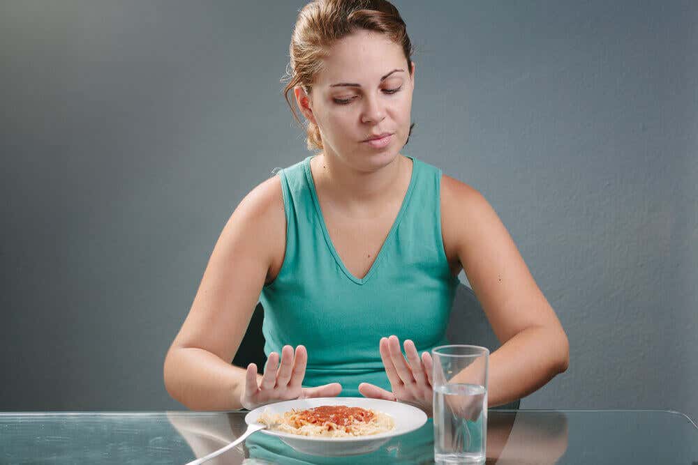 Mujer con falta de apetito
