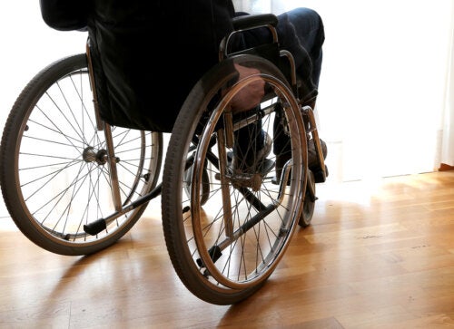 Primeros síntomas de la esclerosis lateral amiotrófica (ELA)