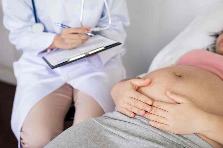 ¿Por qué se elevan los triglicéridos y el colesterol en el embarazo?
