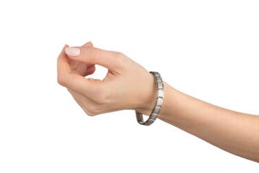 ¿Las pulseras magnéticas ayudan contra el dolor?