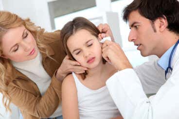 ¿Cómo eliminar la mucosidad de los oídos?