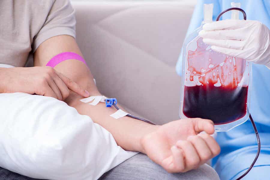 Paciente donando sangre