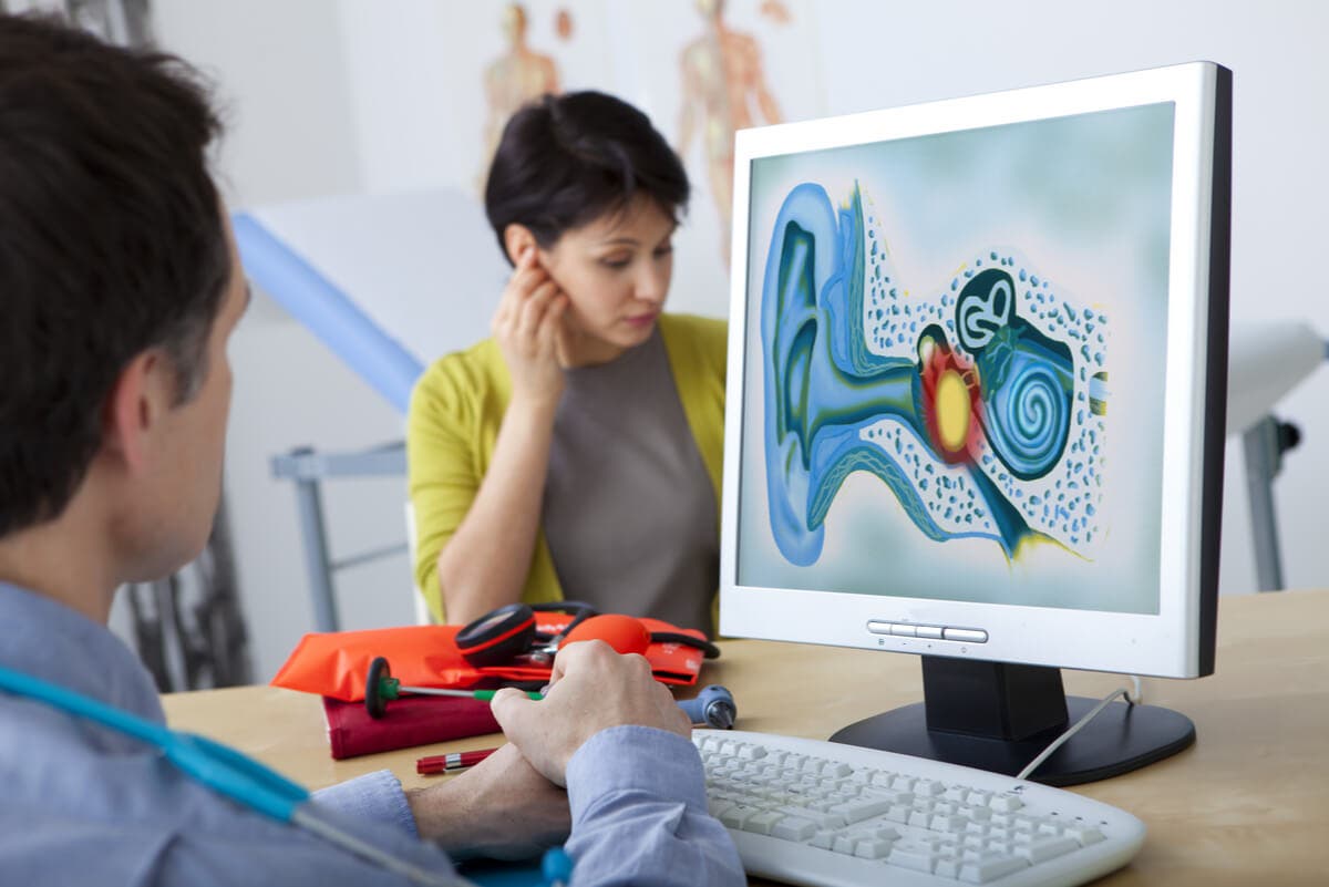 Consulta de ORL por otitis media