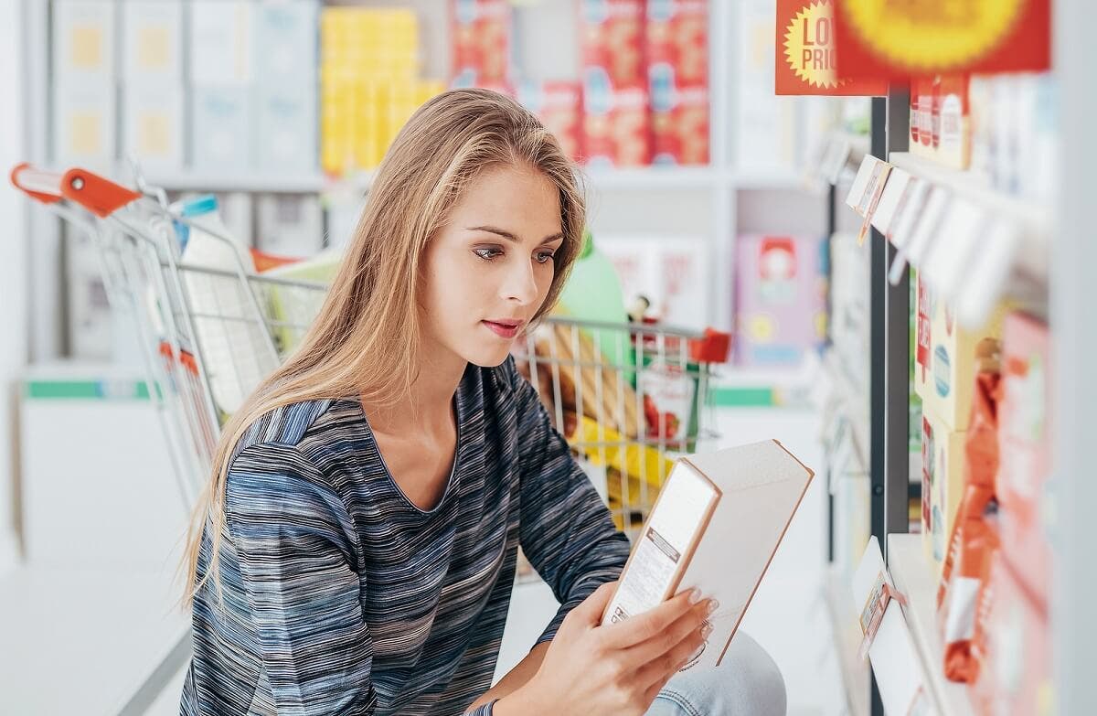 Al leer una tabla nutricional fíjate en el sodio