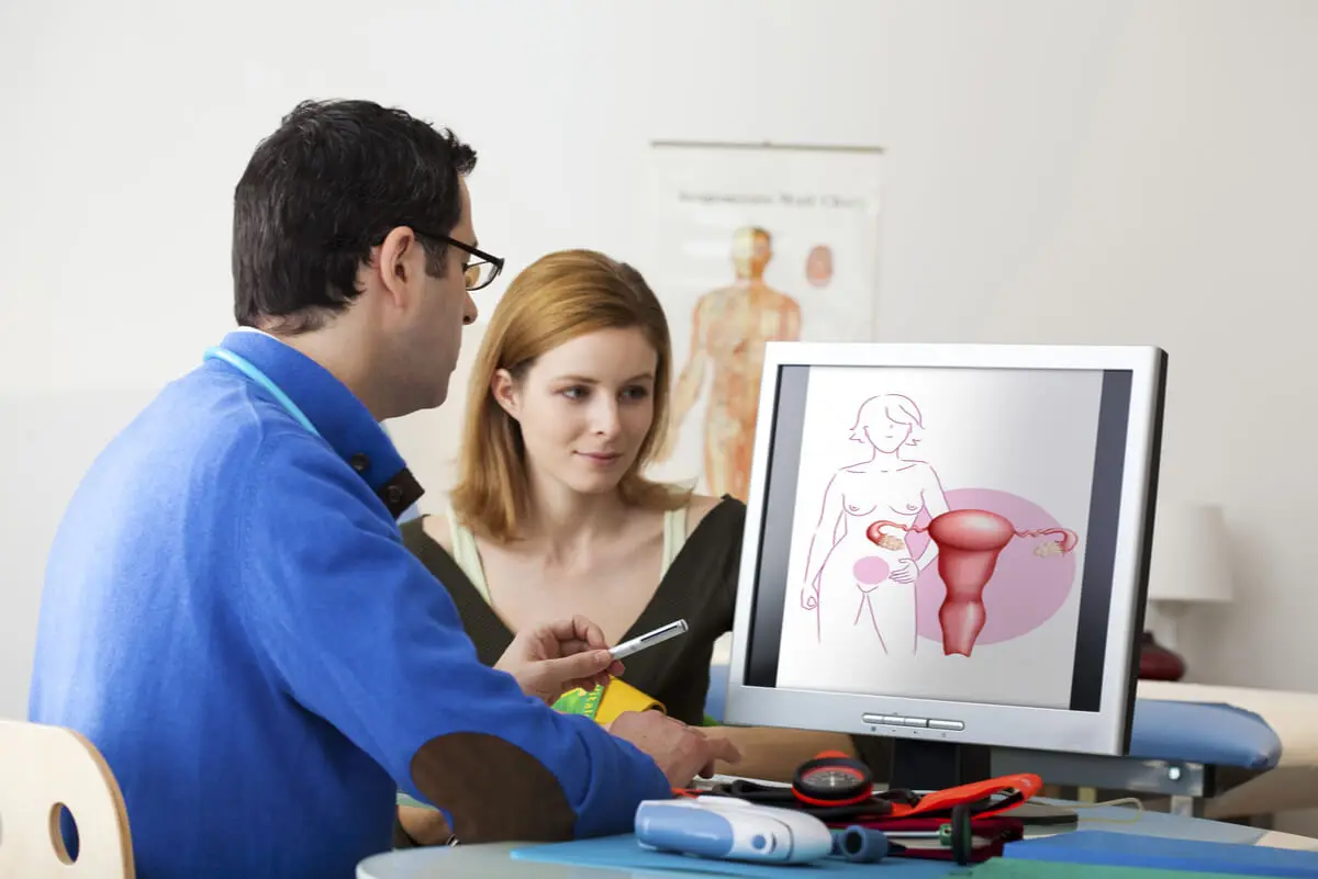 Vrouw bij de dokter