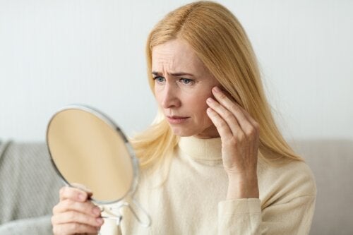 ¿Por qué salen arrugas y cómo prevenirlas?