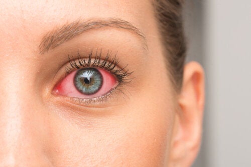 ¿Por qué se resecan los ojos?