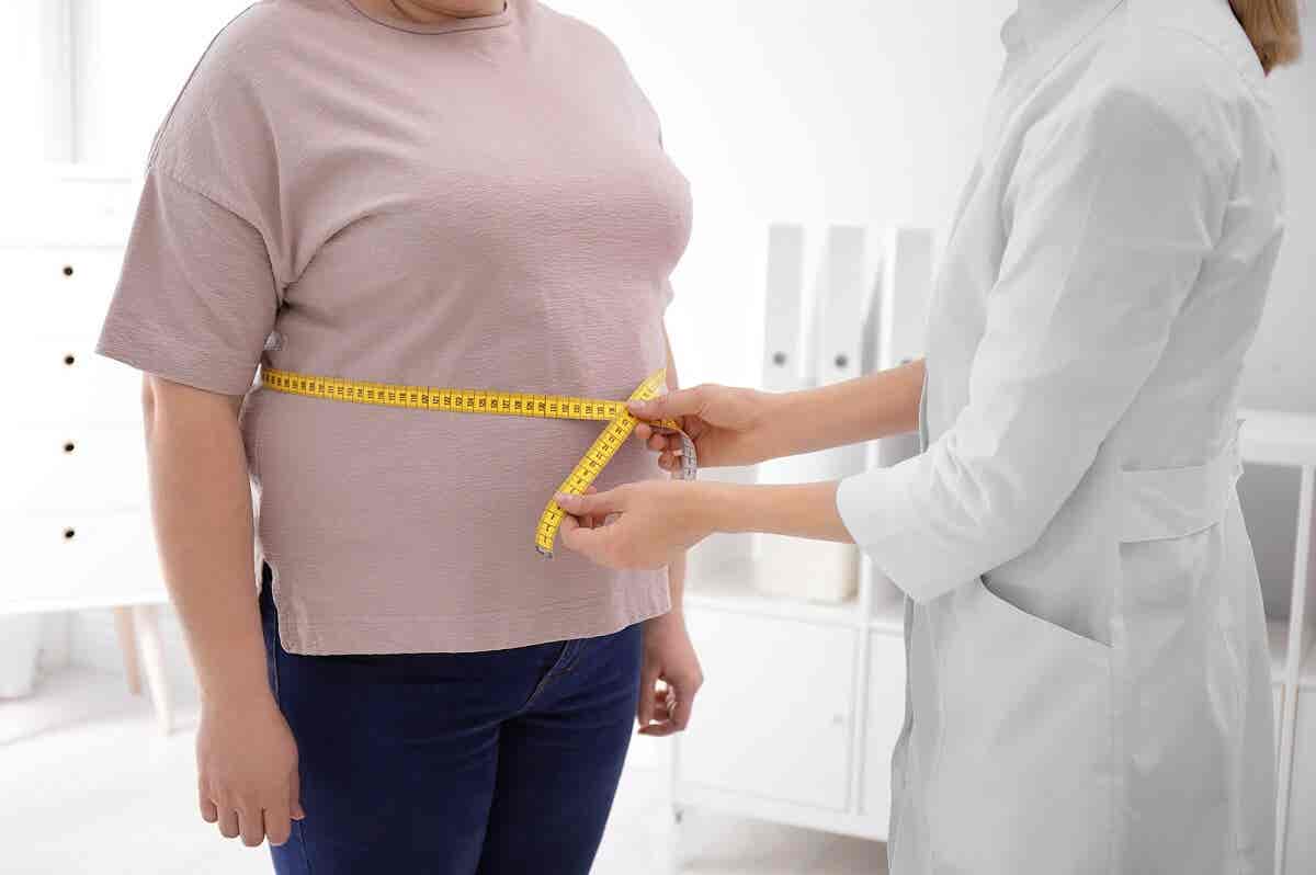 Obesidad y consulta médica frente a lumbalgia.