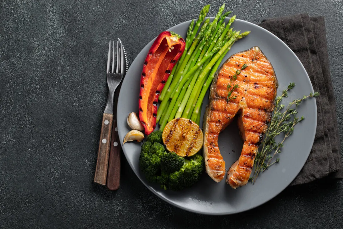 Menú con alimentos de la dieta cetogénica