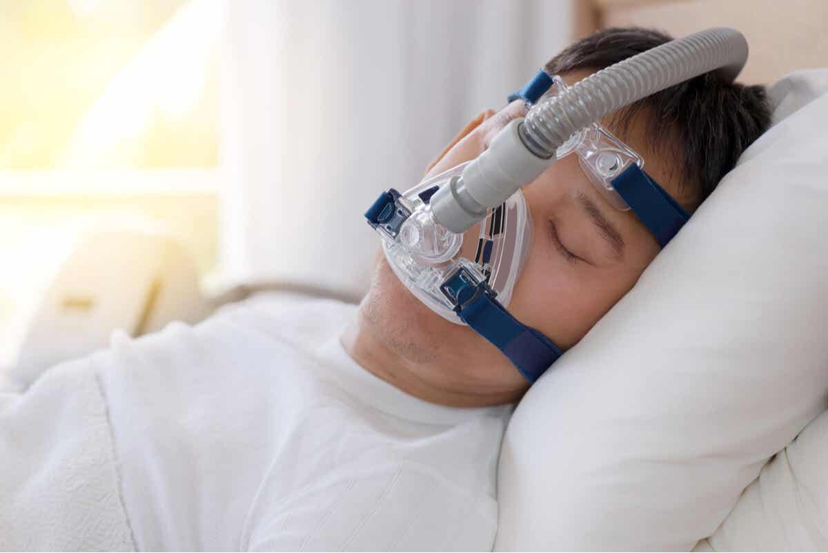 Apnea notturna trattata con CPAP.