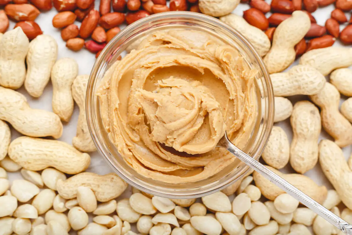Mantequilla de cacahuates.
