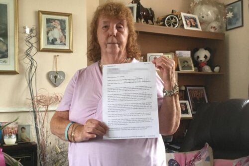 Turista británica fue de vacaciones a Valencia y se quejó porque había ‘muchos españoles’