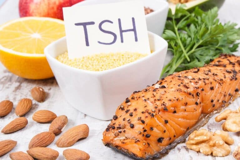 Hipotiroidismo: 8 alimentos recomendados en tu dieta