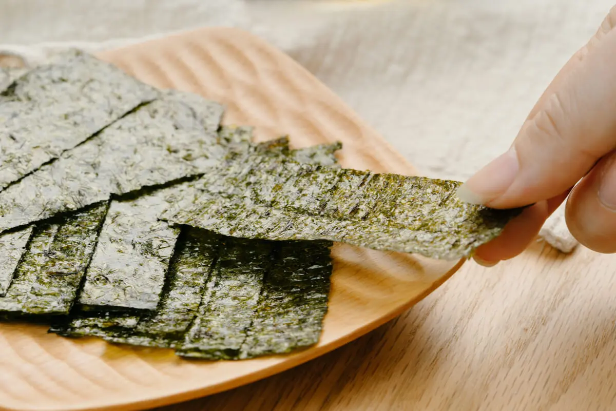 Alga nori deshidratada.