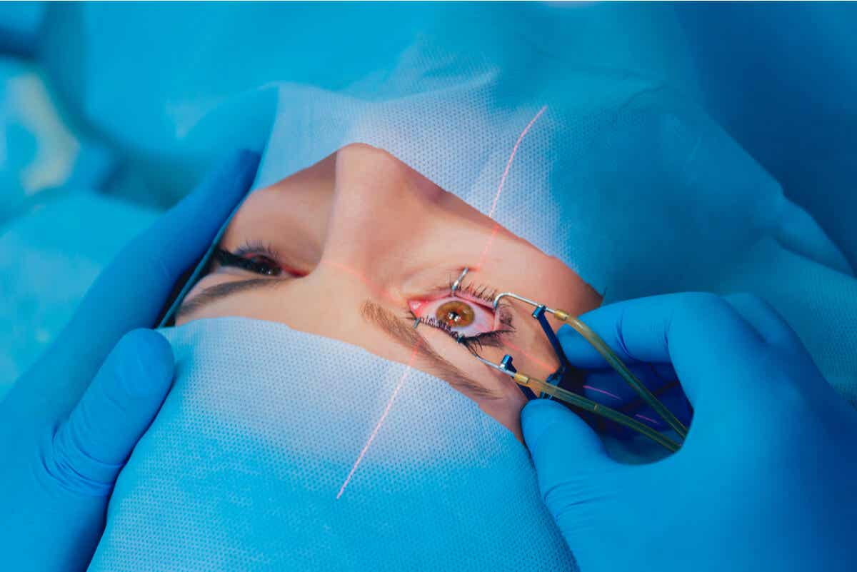 chirurgia laser per emorragia vitrea