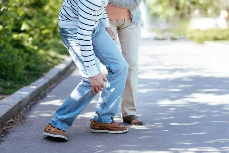 ¿Cuáles pueden ser las causas de debilidad en el cuerpo?