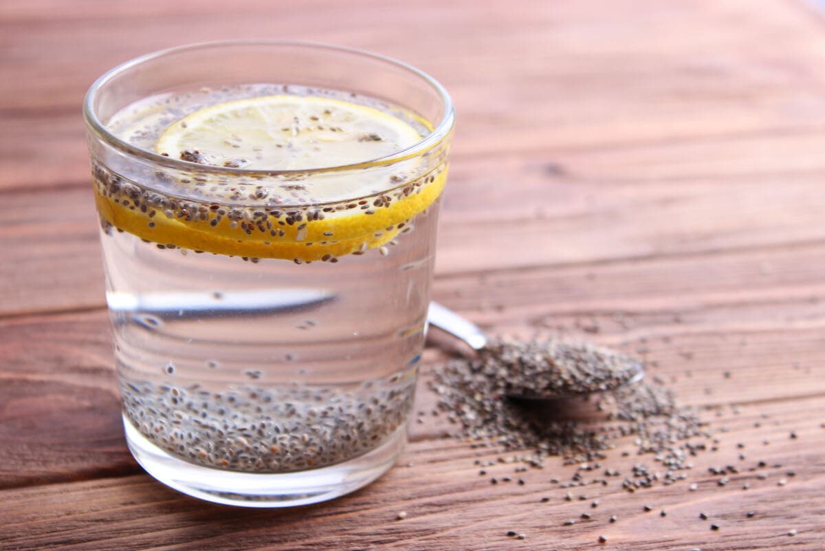 ¿Cómo se hace y cuáles son los beneficios del agua de chía?