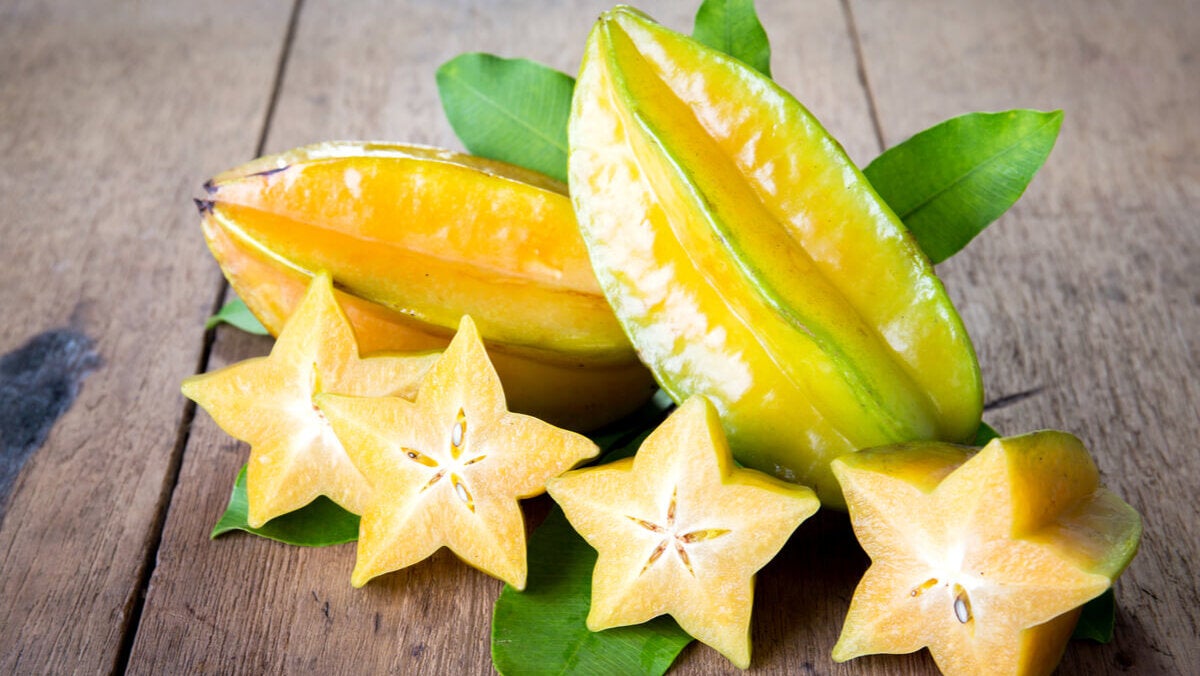 Fruta estrella o carambola: valor nutricional y contraindicaciones