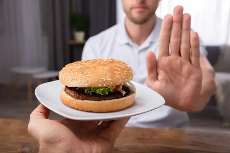 9 alimentos que debes evitar si quieres bajar de peso