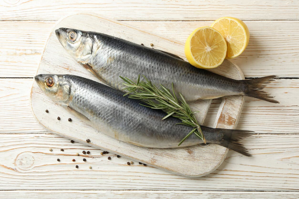 El arenque es uno de los alimentos con más vitamina D.