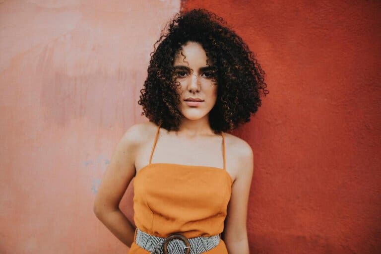 ¿Qué es y para qué sirve un matizante de pelo?