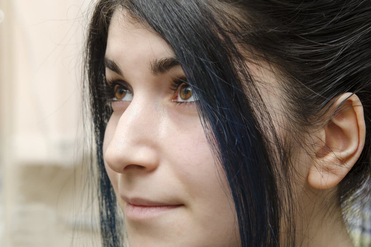 Perfil de nariz de mujer.