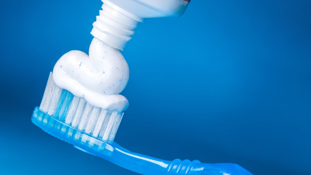 Toothpaste As 8 different types of toothpaste