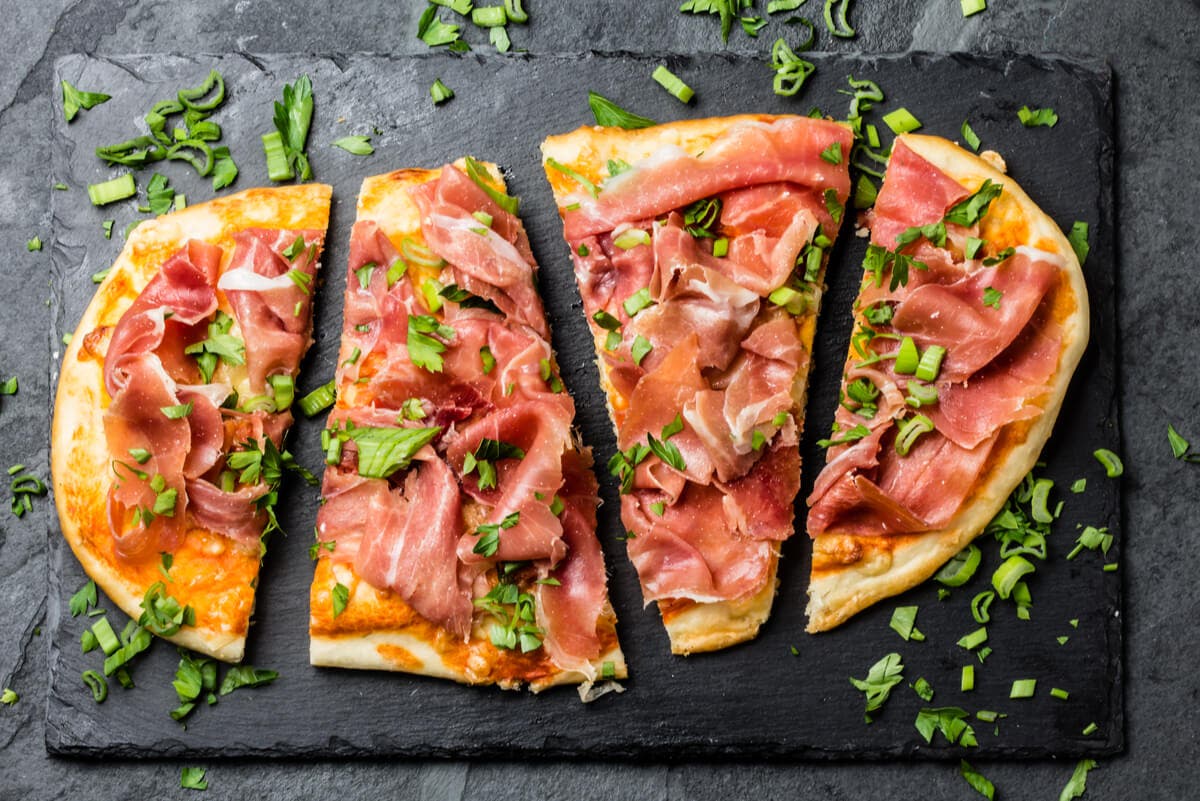 Receta saludable de pizza ibérica.
