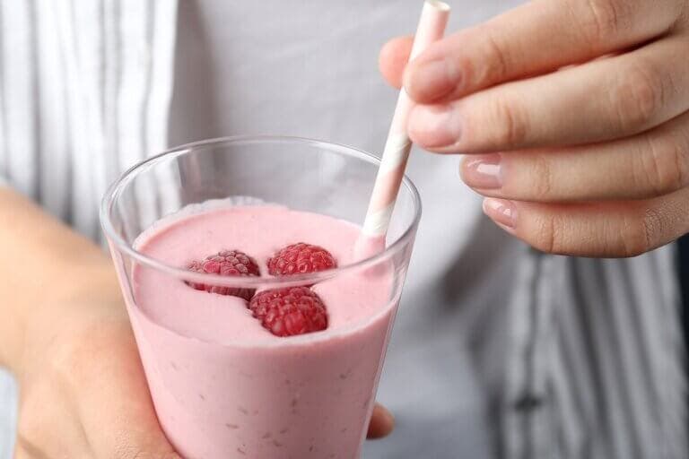 Receta de batido de frambuesas y avena
