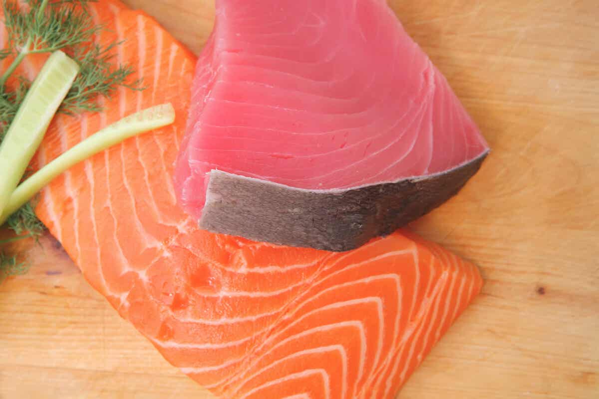Carne de atún y de salmón.