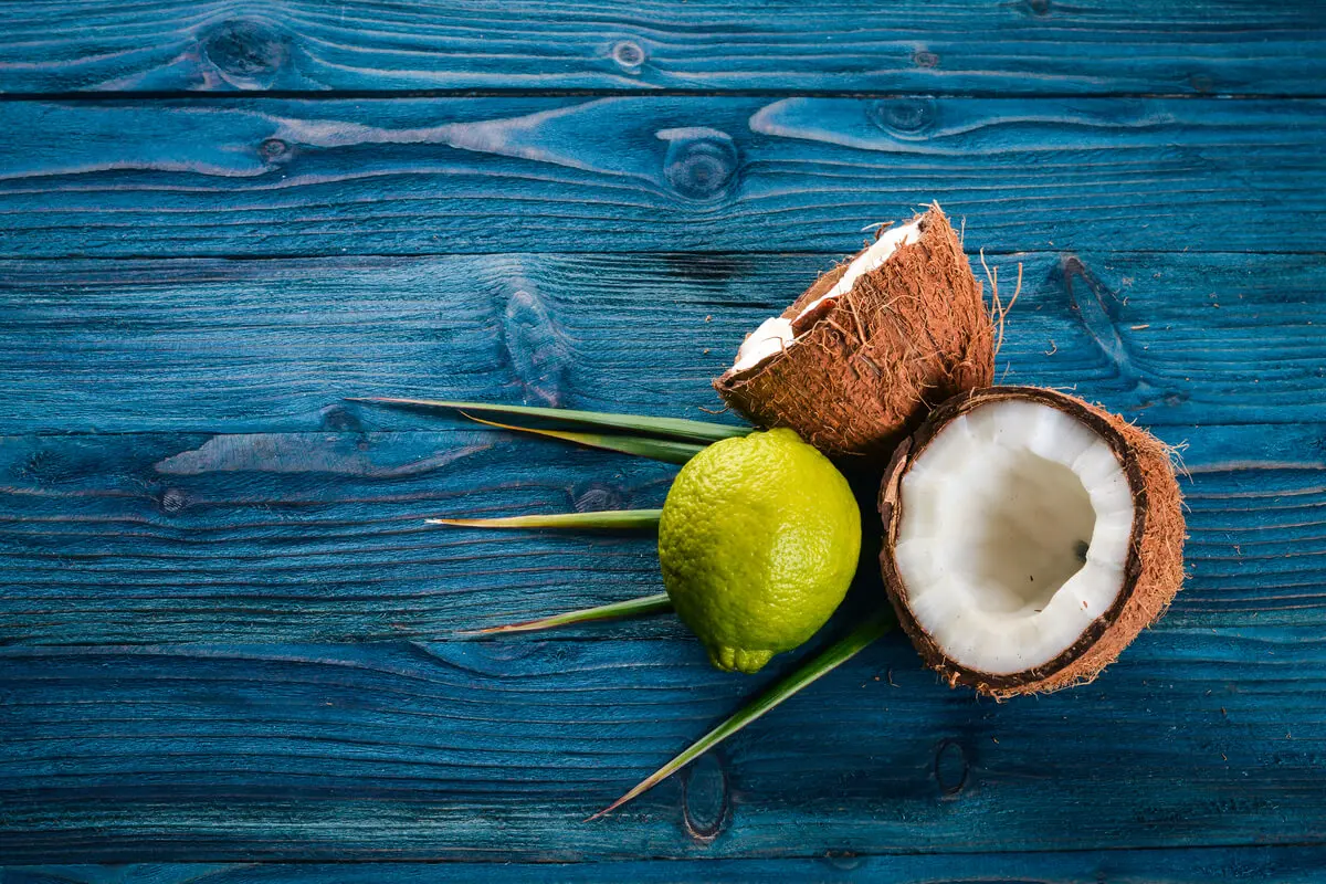 Limón y coco