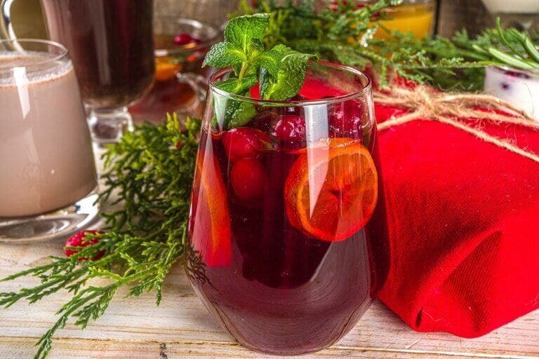 5 ideas de cócteles para disfrutar en Navidad