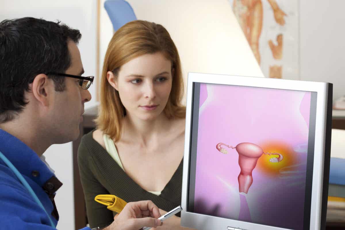 Le kyste ovarien produit des marqueurs tumoraux.
