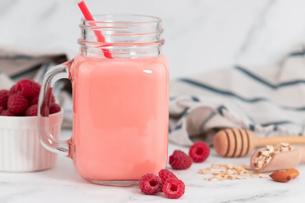 Receta de batido de frambuesa y avena