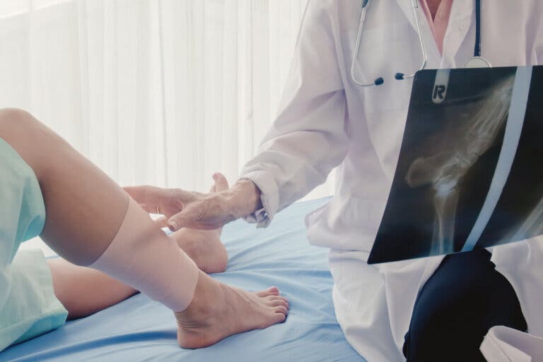 Cirugía para aumentar la estatura: ¿es peligrosa?